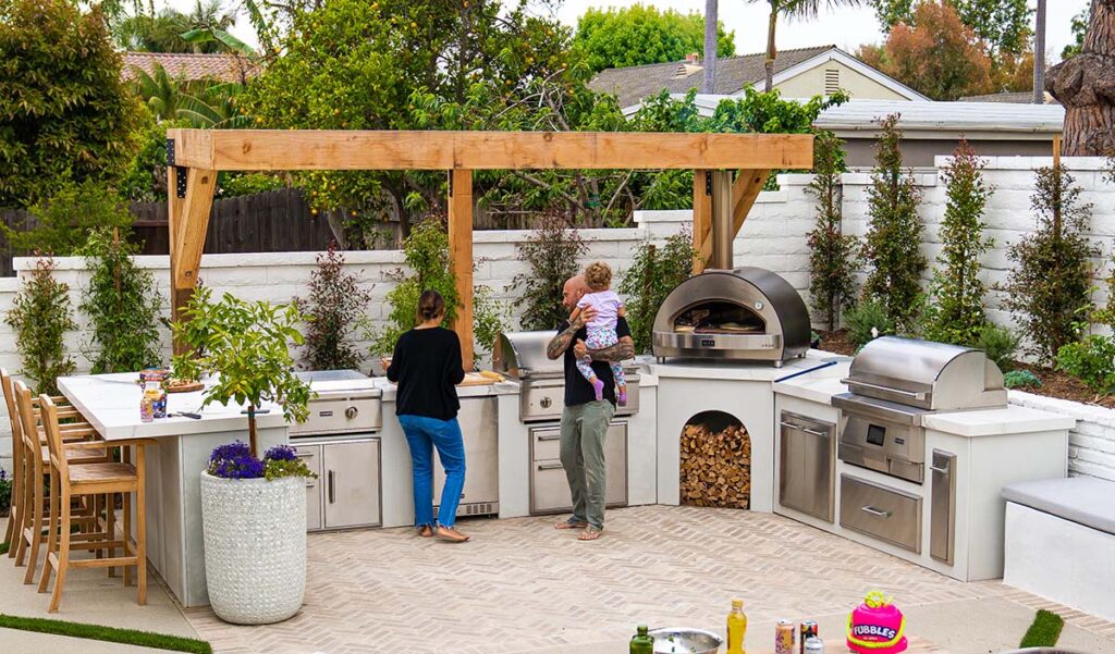 Backyard outdoor kitchen setup for residential house